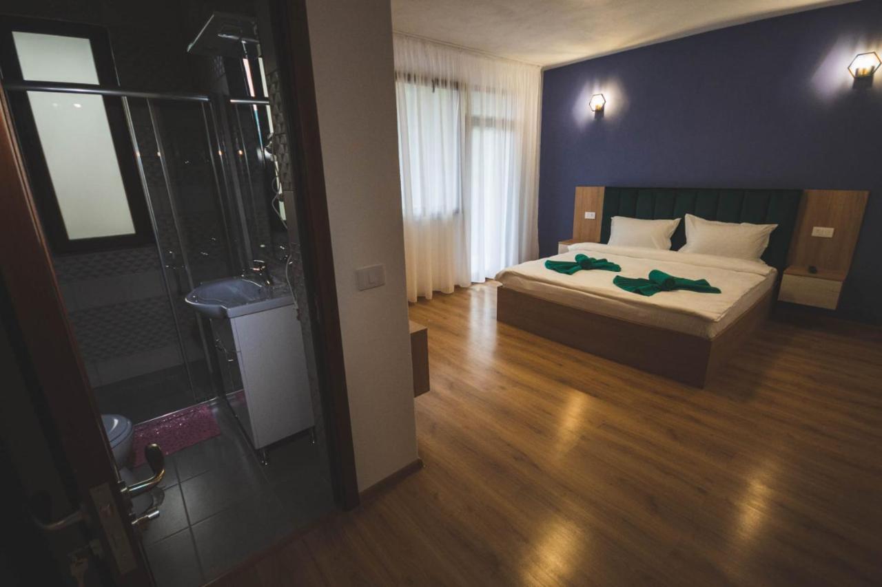 La Roby Si Niko Hotel Dubova Eksteriør billede